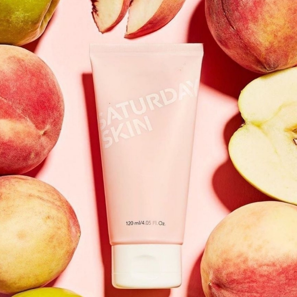 ☆Saturday Skin rise+shine Gentle Cleanser 120 ml☆ msrp$26